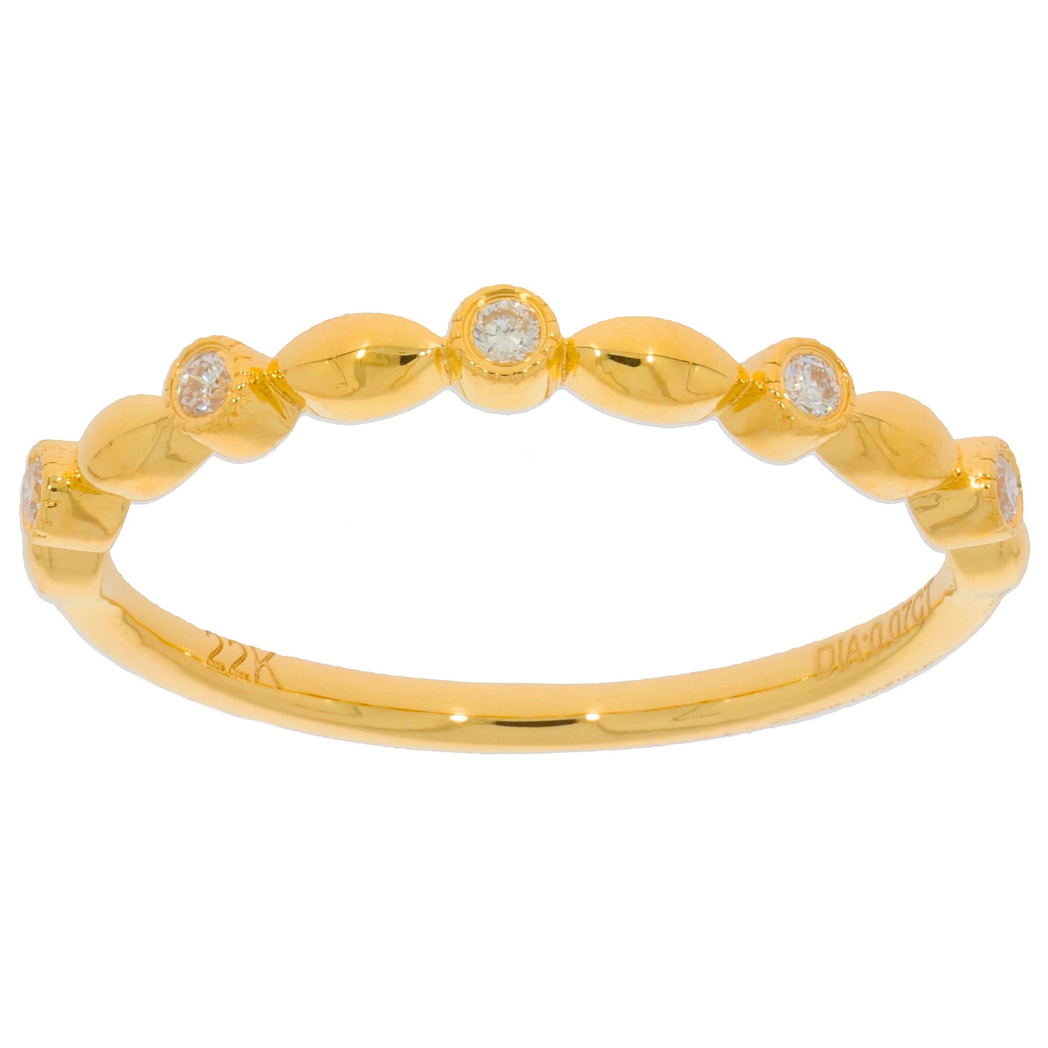 Elegant gold ring with diamond accents, showcasing a timeless design for sophisticated style.