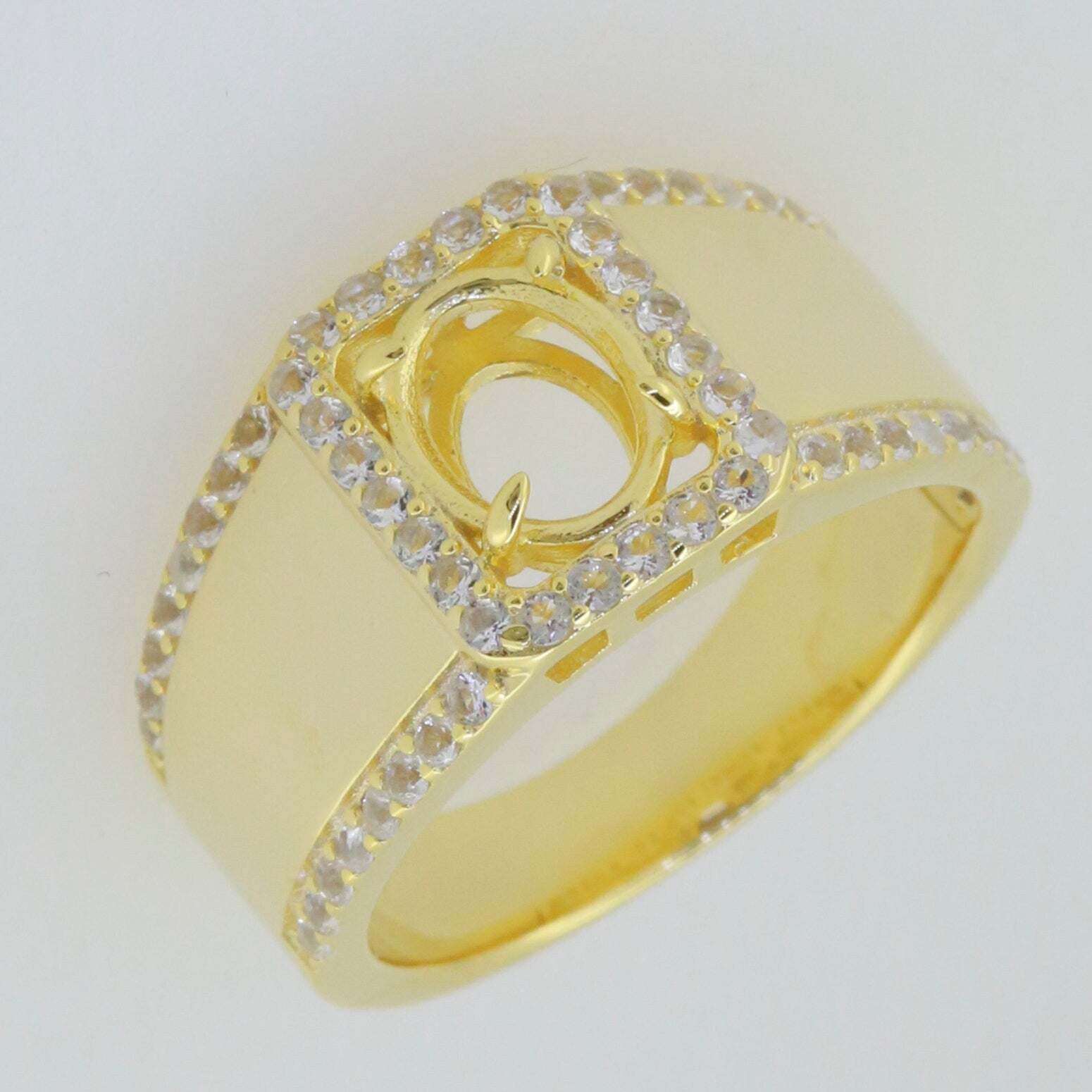 Men's yellow gold semi mount ring setting with D color Moissanite accents for custom stone placement.