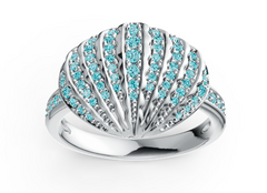 Elegant Filigree Shield Ring – Intricate Cutout Design, Vintage-Inspired Statement Jewelry, Polished Metal Band GTL19759R