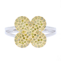 Elegant green gemstone flower ring in sterling silver, perfect for adding a touch of luxury to any outfit.