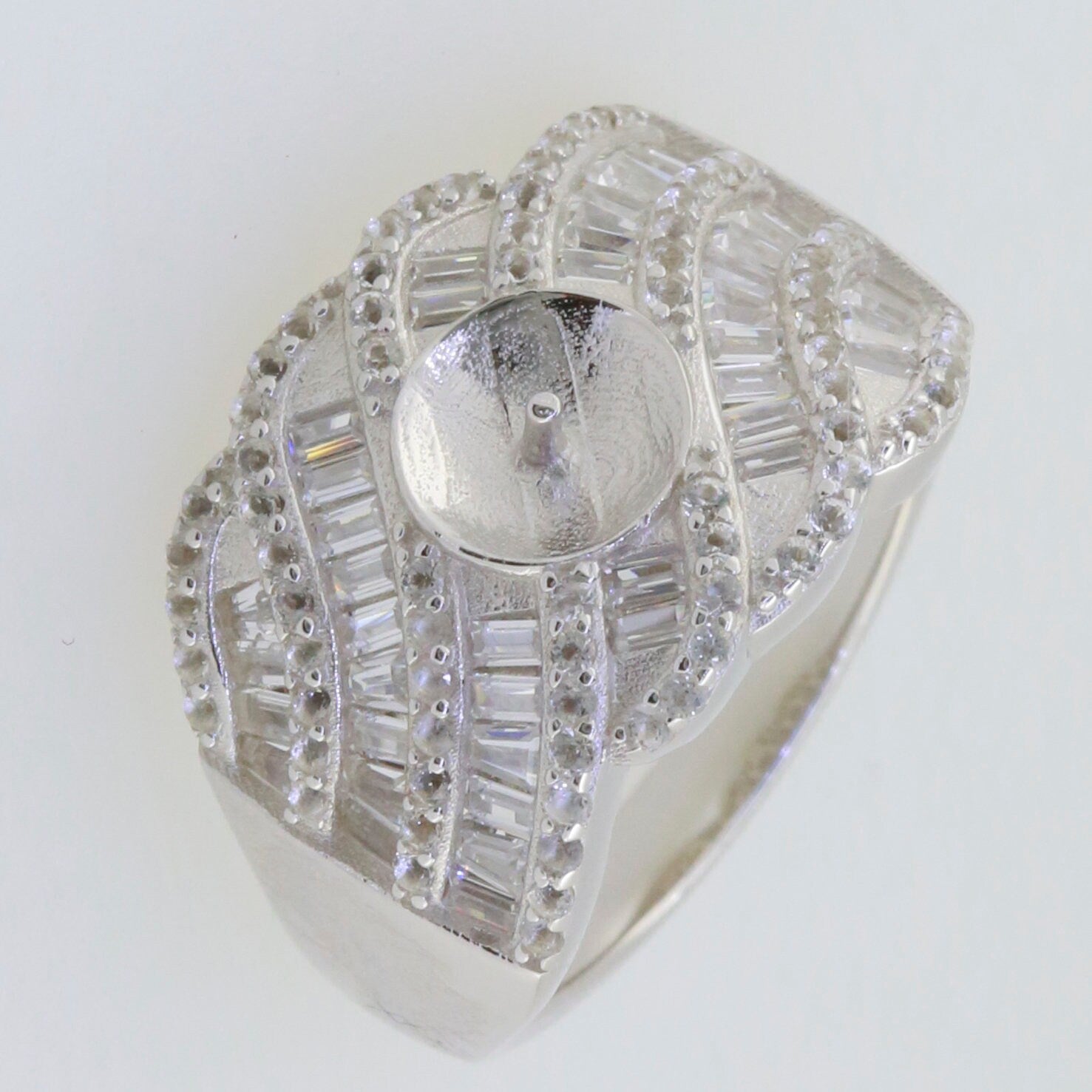 Sterling silver semi mount ring setting with pearl round RD 10x10mm and baguette design, customizable to multiple sizes.