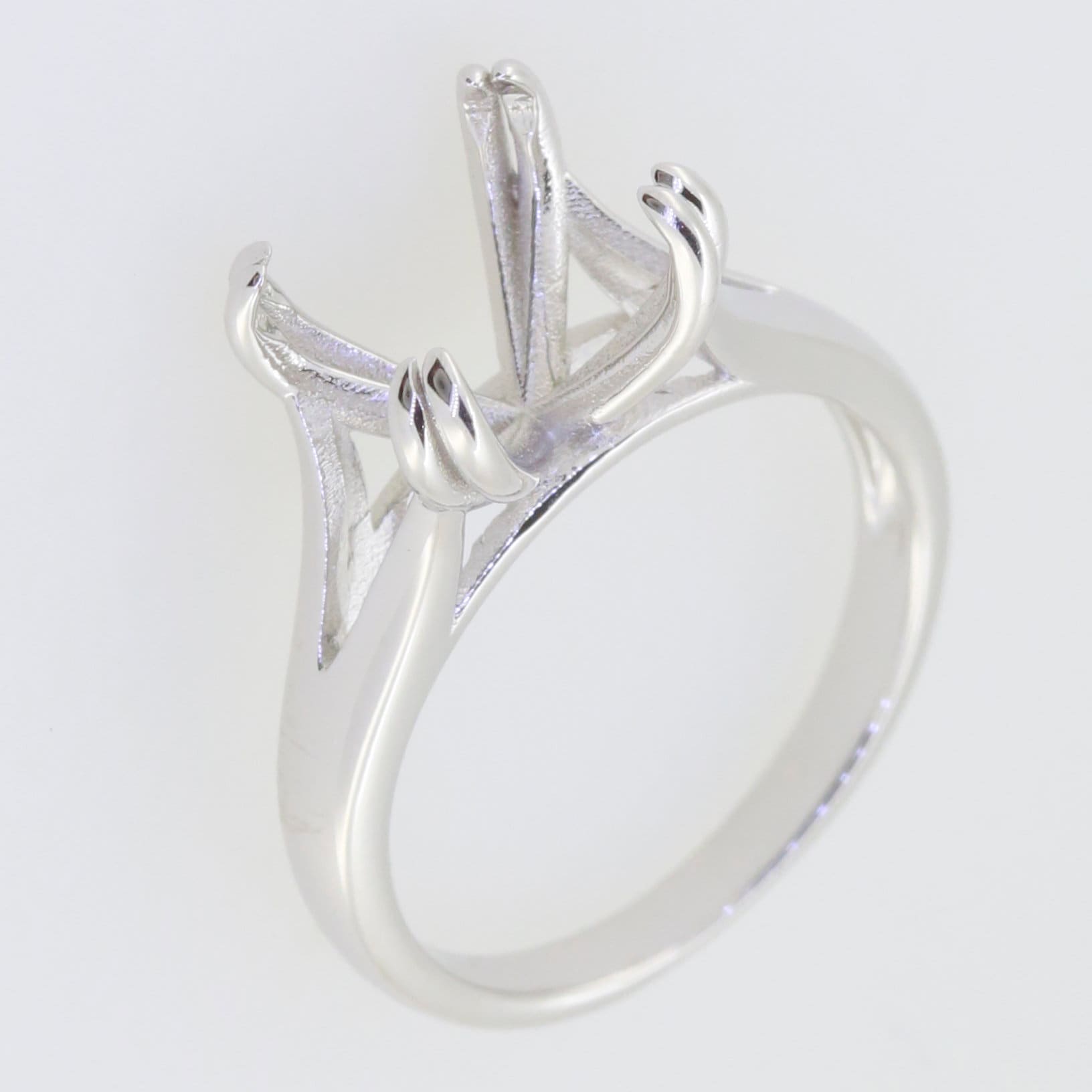 Sterling silver semi mount ring setting with round solitaire split shank design, 11x11mm stone size.